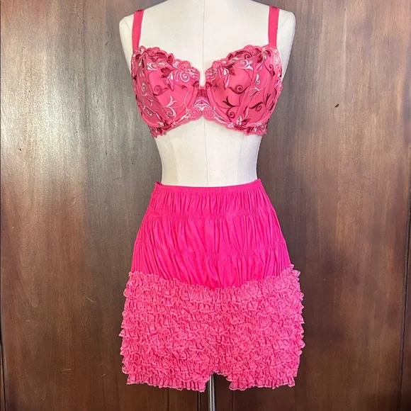 Pink Ruffled Shortie Bloomers XL - Picture 7 of 7